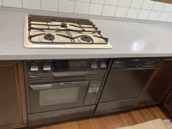 大きいサイズのL型キッチンリフォーム