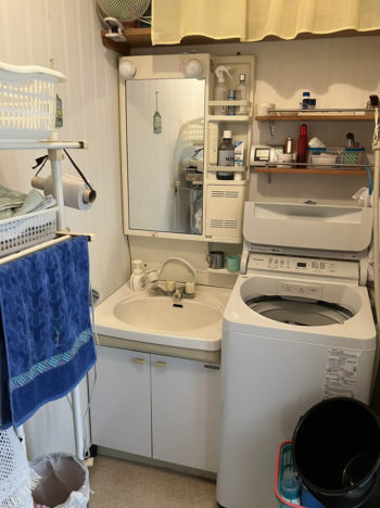 3つの不満を解消！洗面化粧台、壁、床交換工事