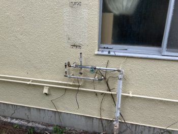 シャワーから水もお湯も出ない！給湯器交換