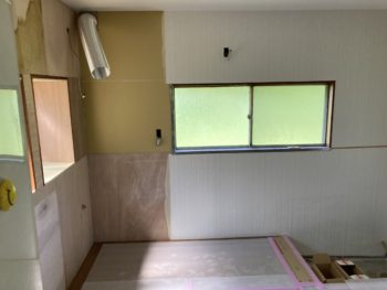 Ｌ型ブロックキッチンからI型システムキッチンへのリフォーム