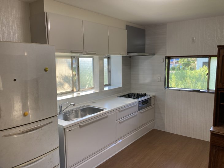 Ｌ型ブロックキッチンからI型システムキッチンへのリフォーム