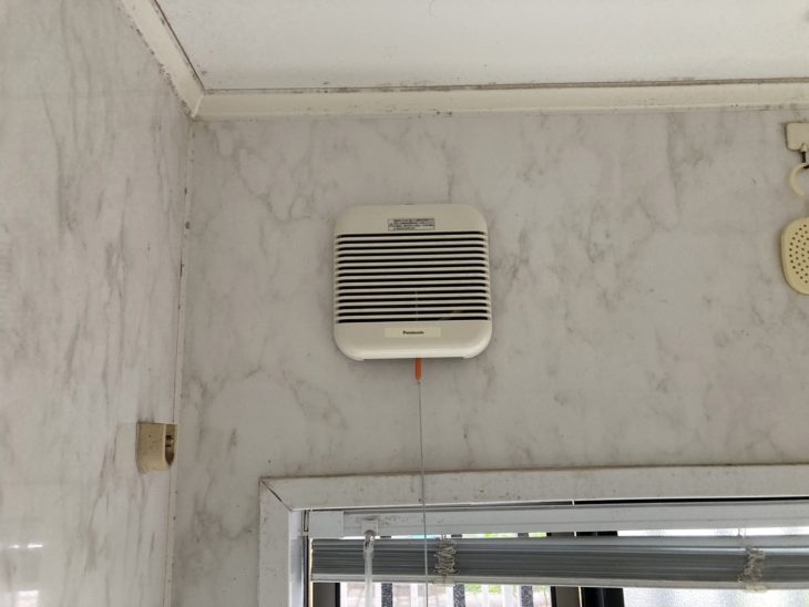 ユニットバスと洗面脱衣所に換気扇新設工事｜三島市