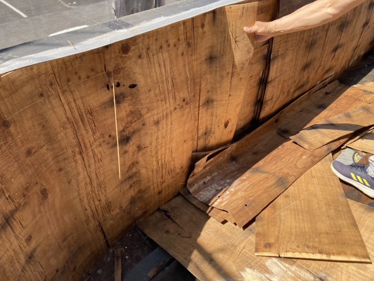 ベランダ内側がプクっと浮いている！ベランダ防水補修工事