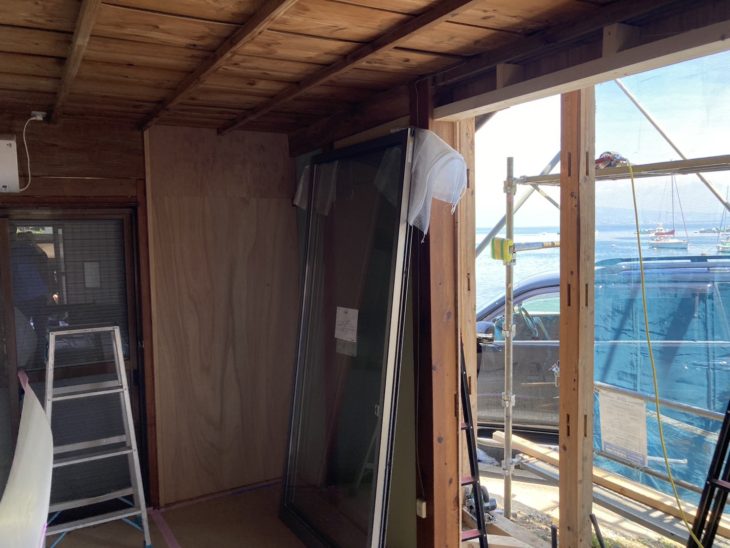 元和室の外壁部を開口しオーシャンビューを実現！