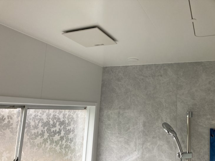 寒い！掃除が大変！タイルのお風呂をユニットバスへリフォーム｜函南町