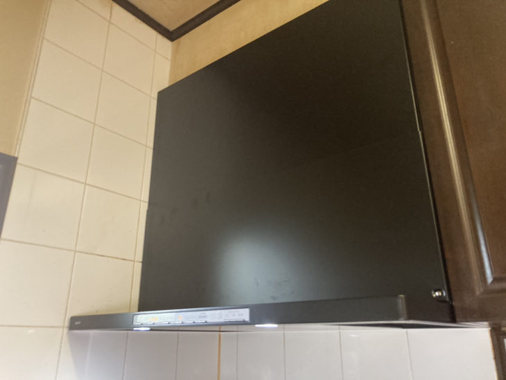 ガスコンロの火が「ボッ！！」と点火するので危ないためノーリツの最新機種に交換