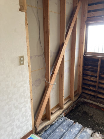 水回り３点、レンジフード、給湯器交換｜三島市