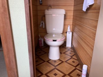 トイレ改修・クロス貼り替え・扉交換｜函南町