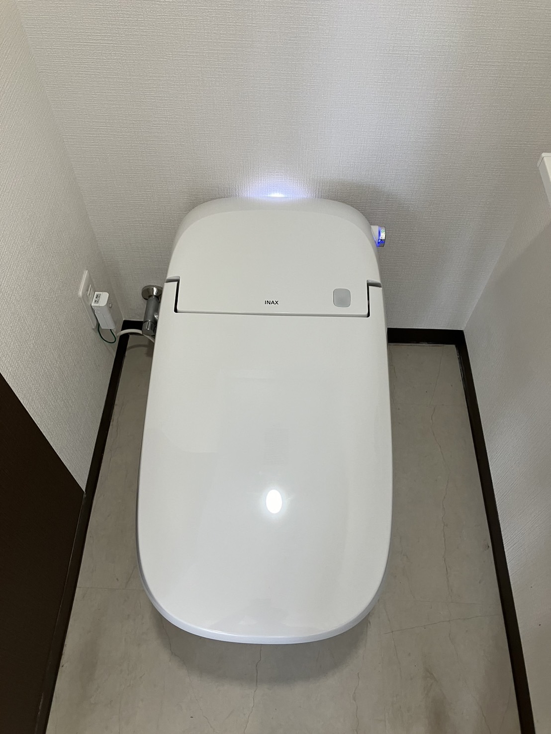 LIXILの最上位機種トイレ「SATIS Ｘ」の交換工事