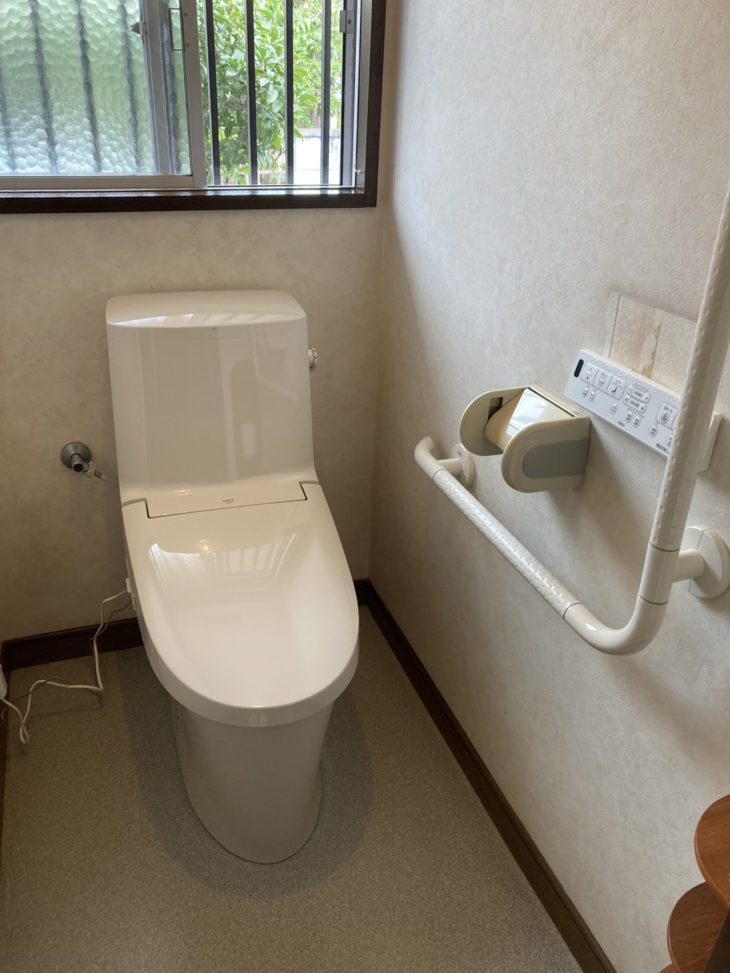 LIXIL「アメージュシャワートイレ」に交換リフォーム|函南町