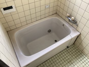 水回り（浴室、洗面台、トイレ、キッチン）LDK・廊下床張り替え｜伊豆の国市