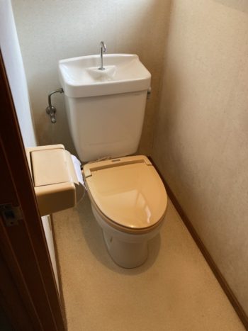 水漏れが起きてトイレ交換リフォーム｜伊豆の国市
