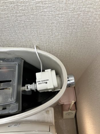 薬局店舗のトイレ便座のみ交換｜伊豆の国市