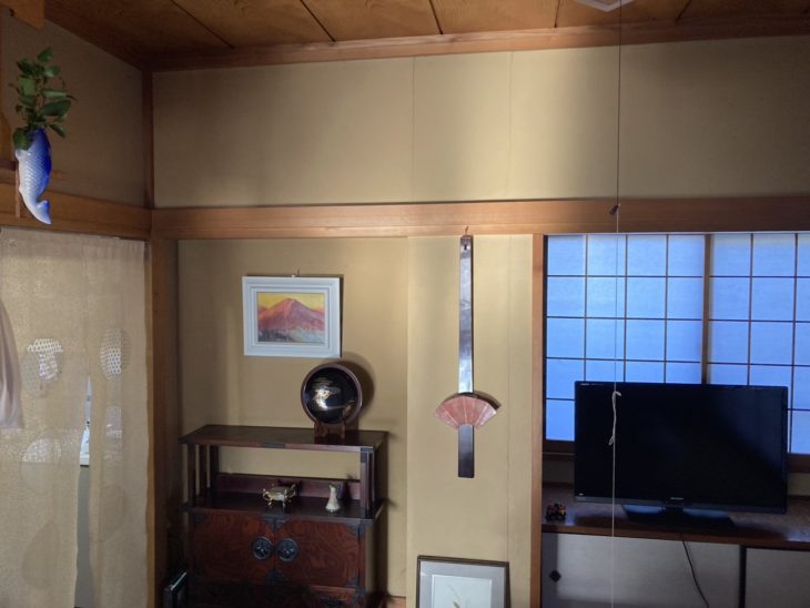 「室内で小火（ボヤ）が起きてしまい汚れたのでキレイにしたい」クロス貼り替え