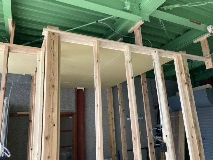 農機具倉庫を改修しシャワー室+脱衣場+化粧室を新設｜伊豆の国市