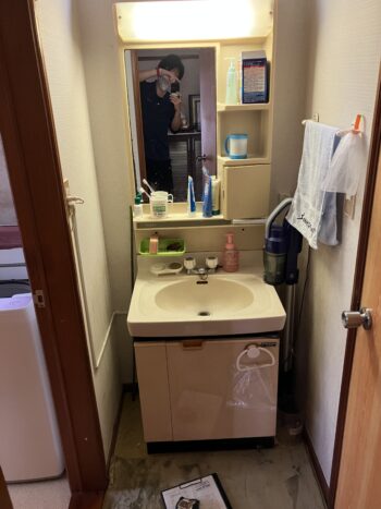 洗面化粧台交換リフォーム｜裾野市