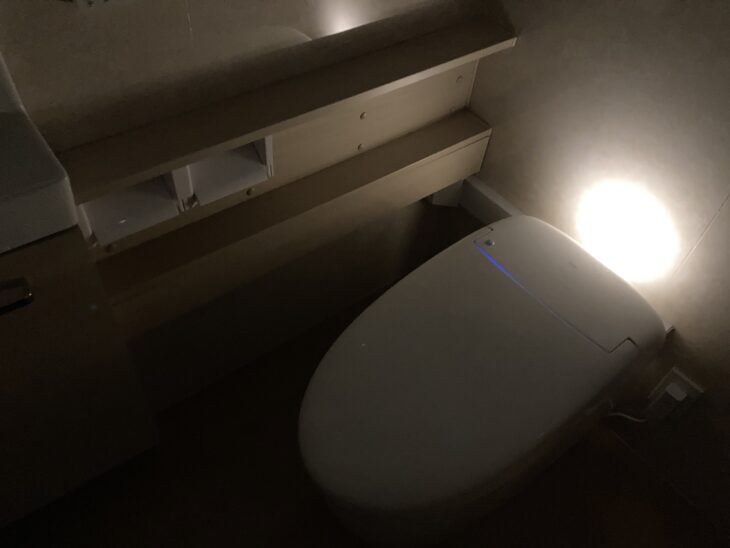 事業所に外部トイレ空間を新設