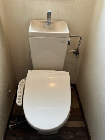ウォシュレットからお水が出ない ！床が腐食している！トイレリフォーム