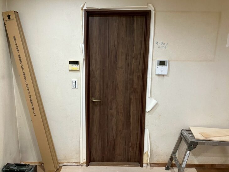 ドア　付け替え後