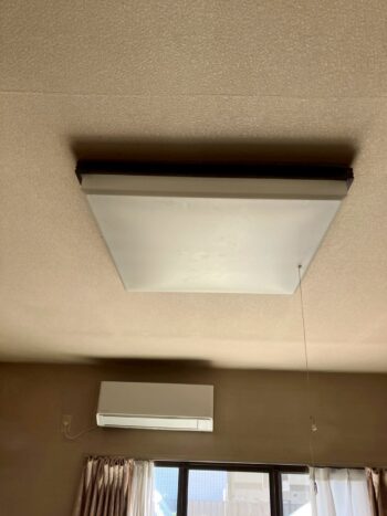 大型照明交換前