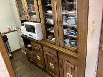 キッチン　食器棚