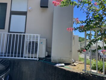 高所に設置のエコキュート