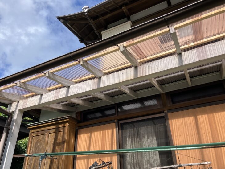 波板　張り替え完了