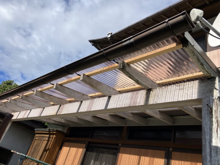 波板　張り替え完了