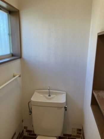 トイレタンク　ビフォー