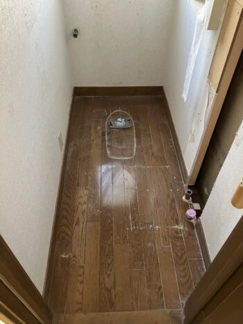 トイレ　設置前