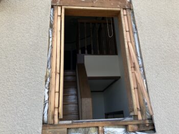 窓　撤去
