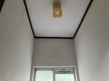 トイレ 内装ビフォー