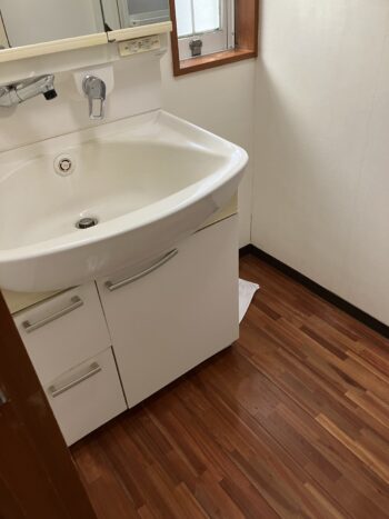 洗面化粧台　ビフォー