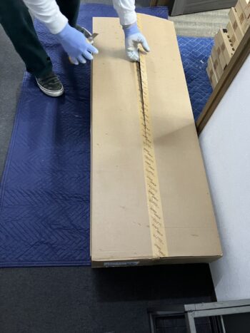 照明　箱　開封