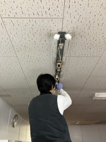 LED照明　取り付け