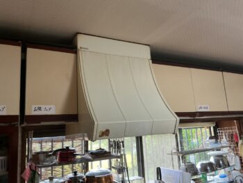 施工前　レンジフード
