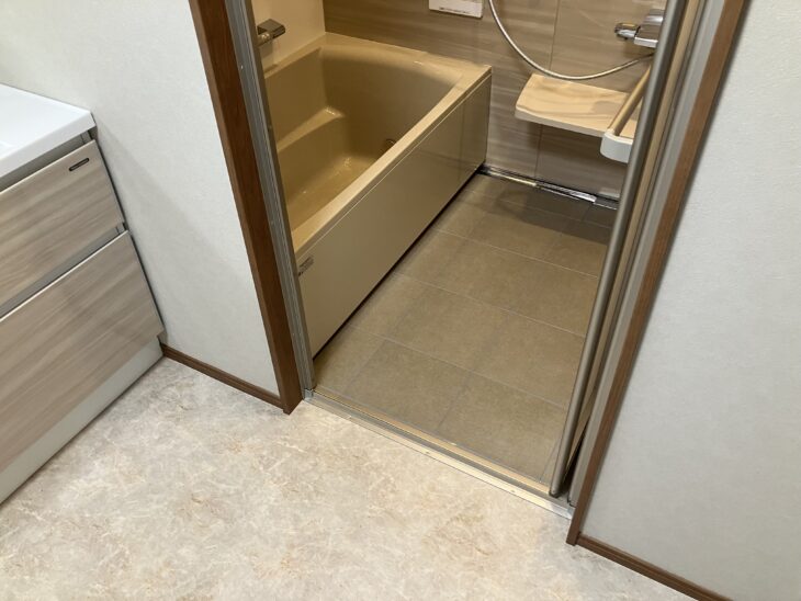 ユニットバス　入口