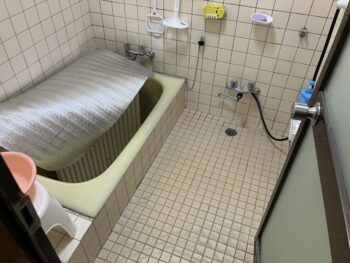 浴室　ビフォー