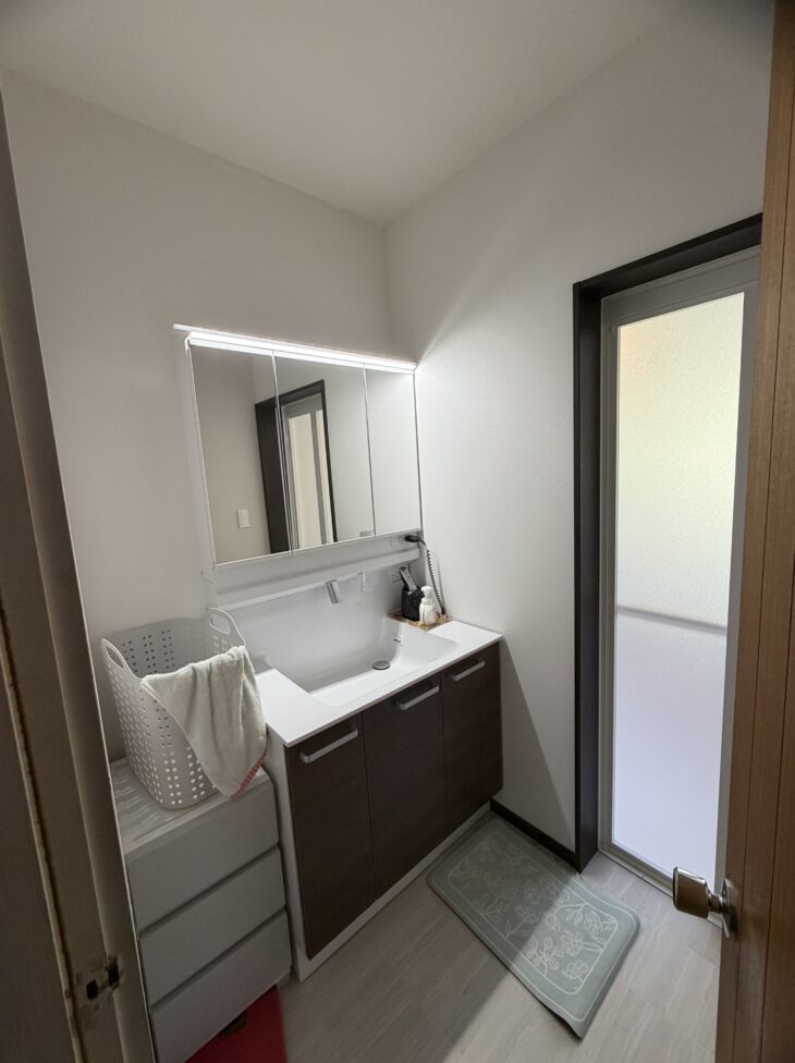 洗面化粧台　TOTO　オクターブ