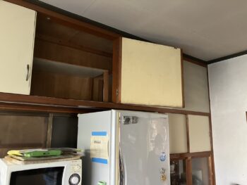 キッチン 作り付けの棚