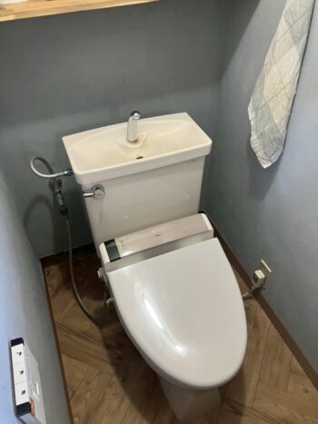 ２階トイレ改修前