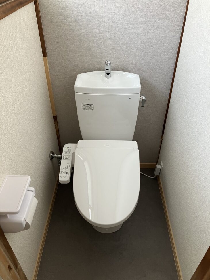 トイレ　完成