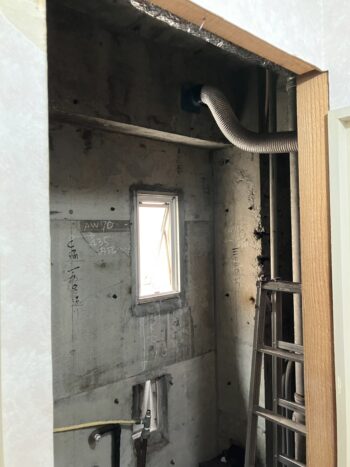 解体後のユニットバス