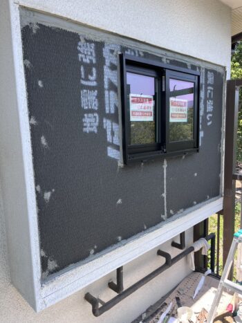 窓設置中　ラスカット