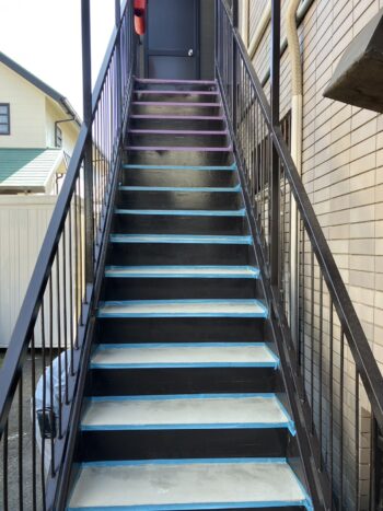 階段面の防水・塗装工事