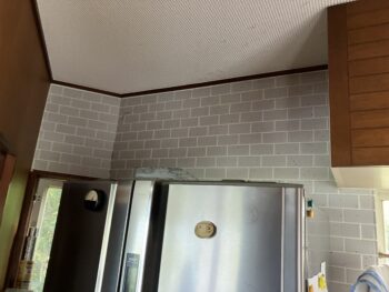キッチン、フローリング改修工事 
